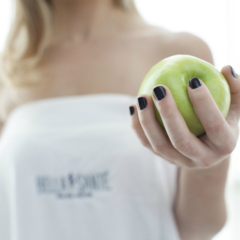 Dazzle Dry manicure at Bella Santé featuring long-lasting, vegan, quick-drying polish
